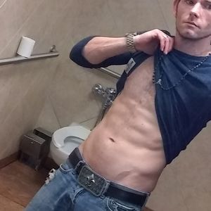 Meet your Posher, Tray